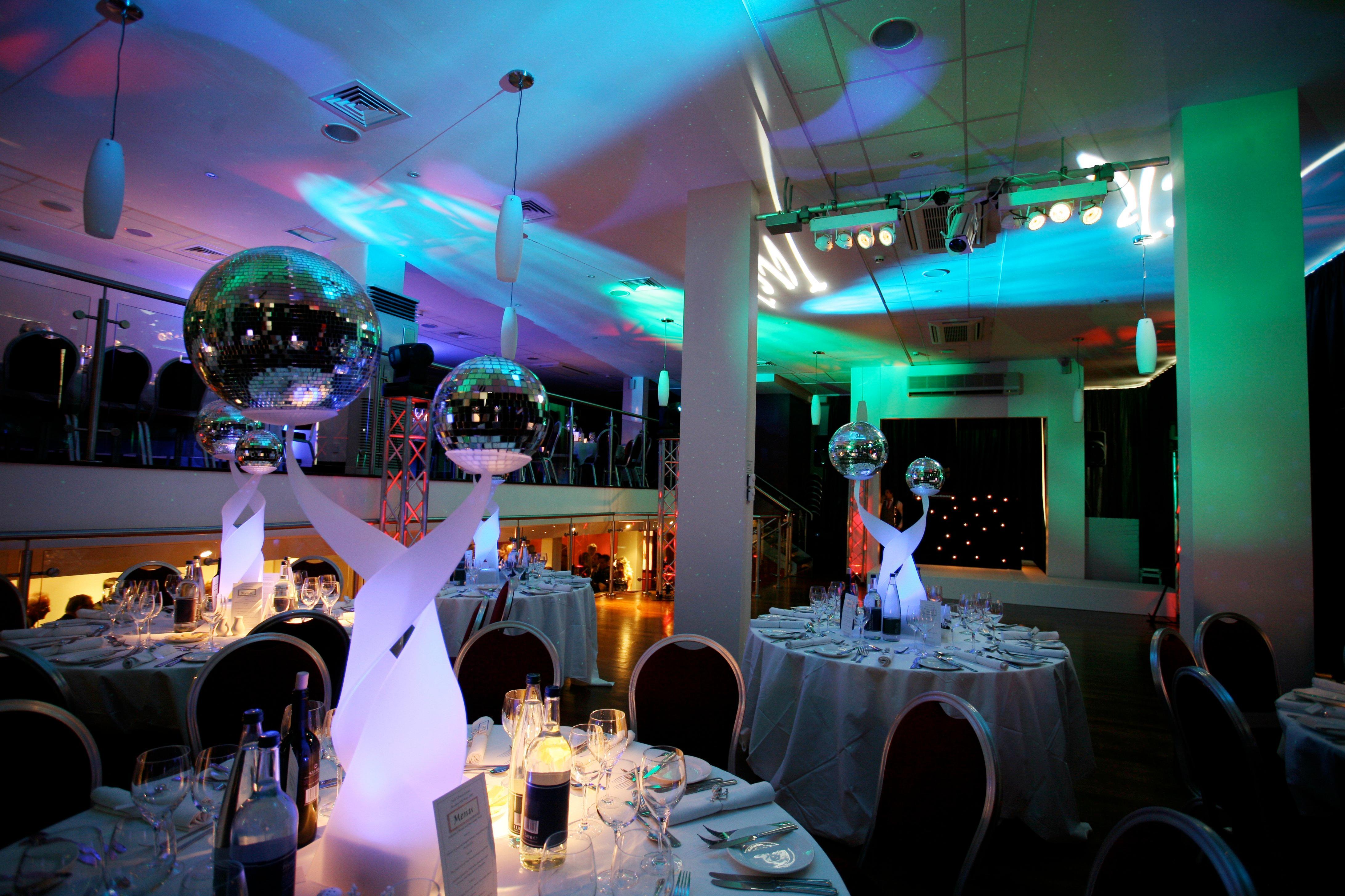 Holiday Inn London Camden Lock By Ihg Exterior photo