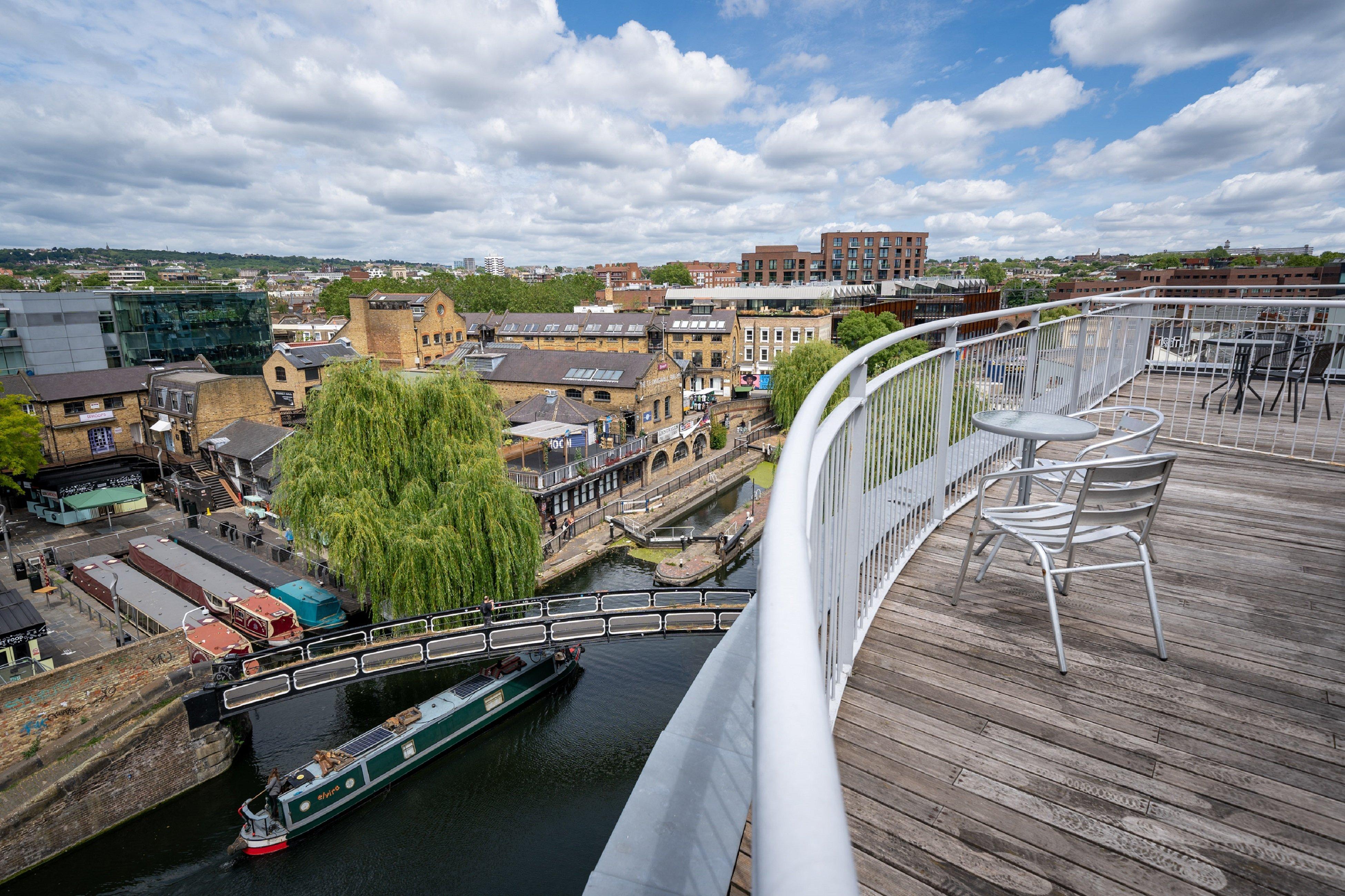 Holiday Inn London Camden Lock By Ihg Exterior photo
