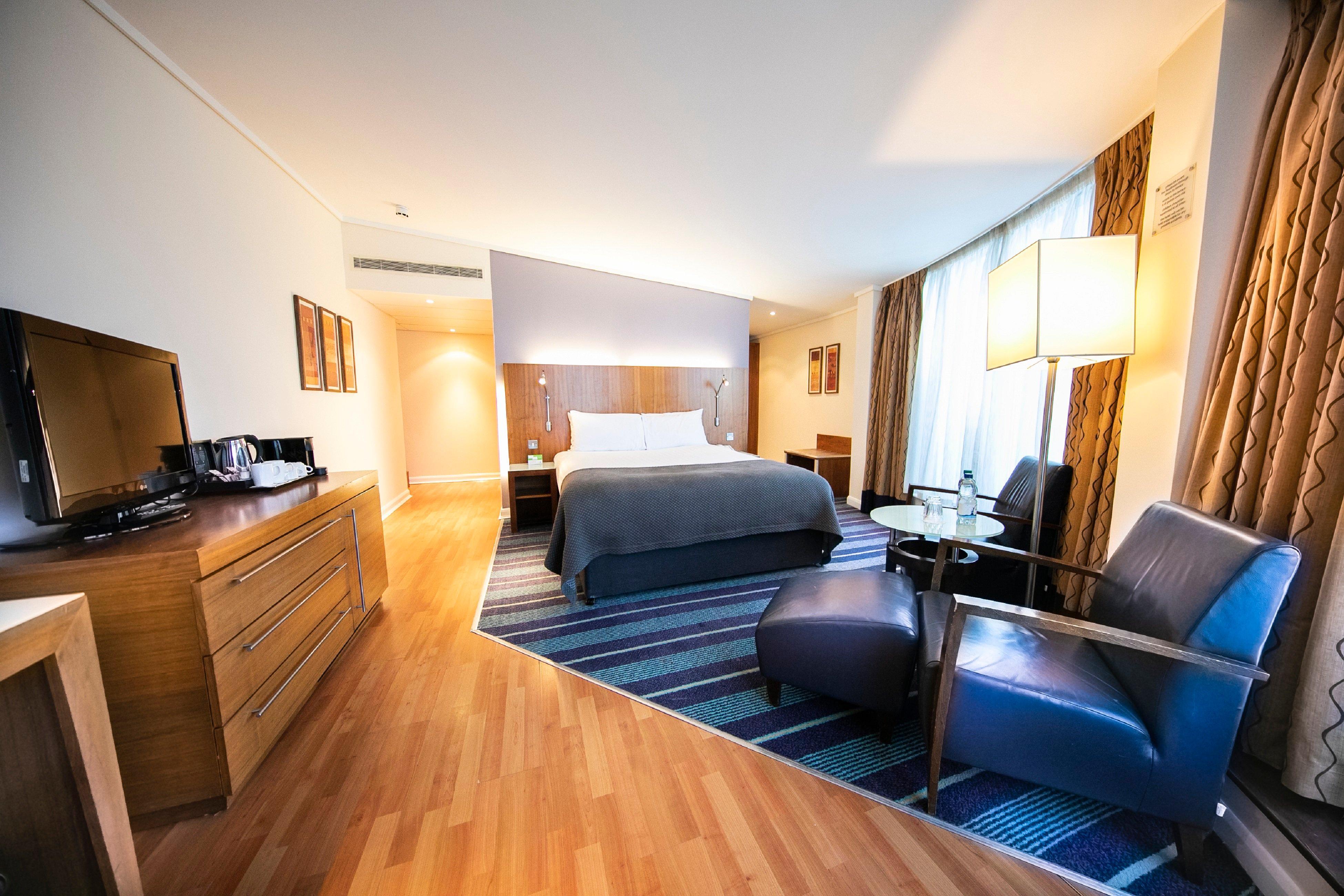 Holiday Inn London Camden Lock By Ihg Exterior photo